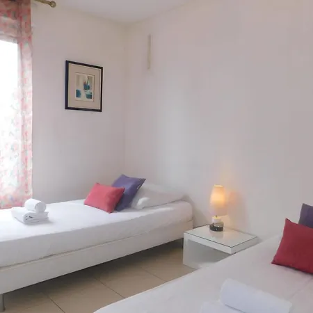 Apartmán Charming Air-conditioned 2-bedroom 'le Riviera' With Parking Juan-les-Pins